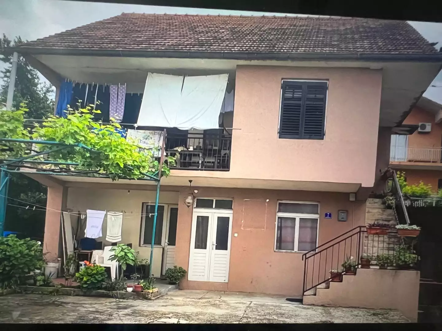 House 200m² in Montenegro, Tivat. Priced at 390000€ rent photo-1