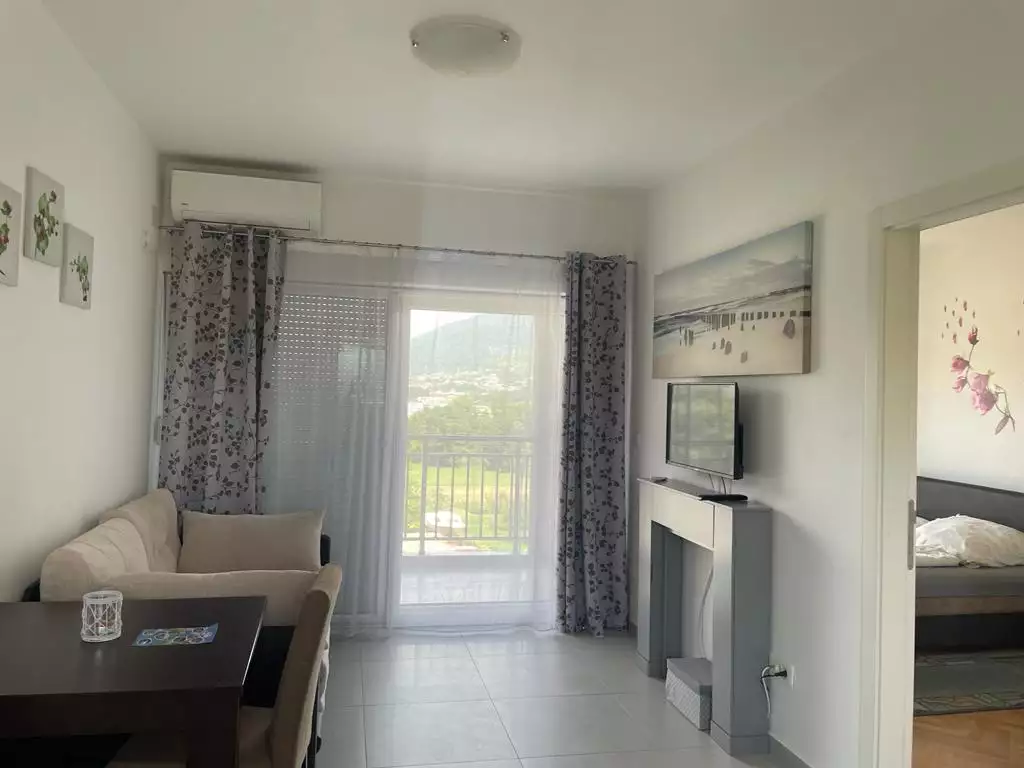Hotels 350m² in Montenegro, Tivat. Priced at 1200000€ rent photo-21