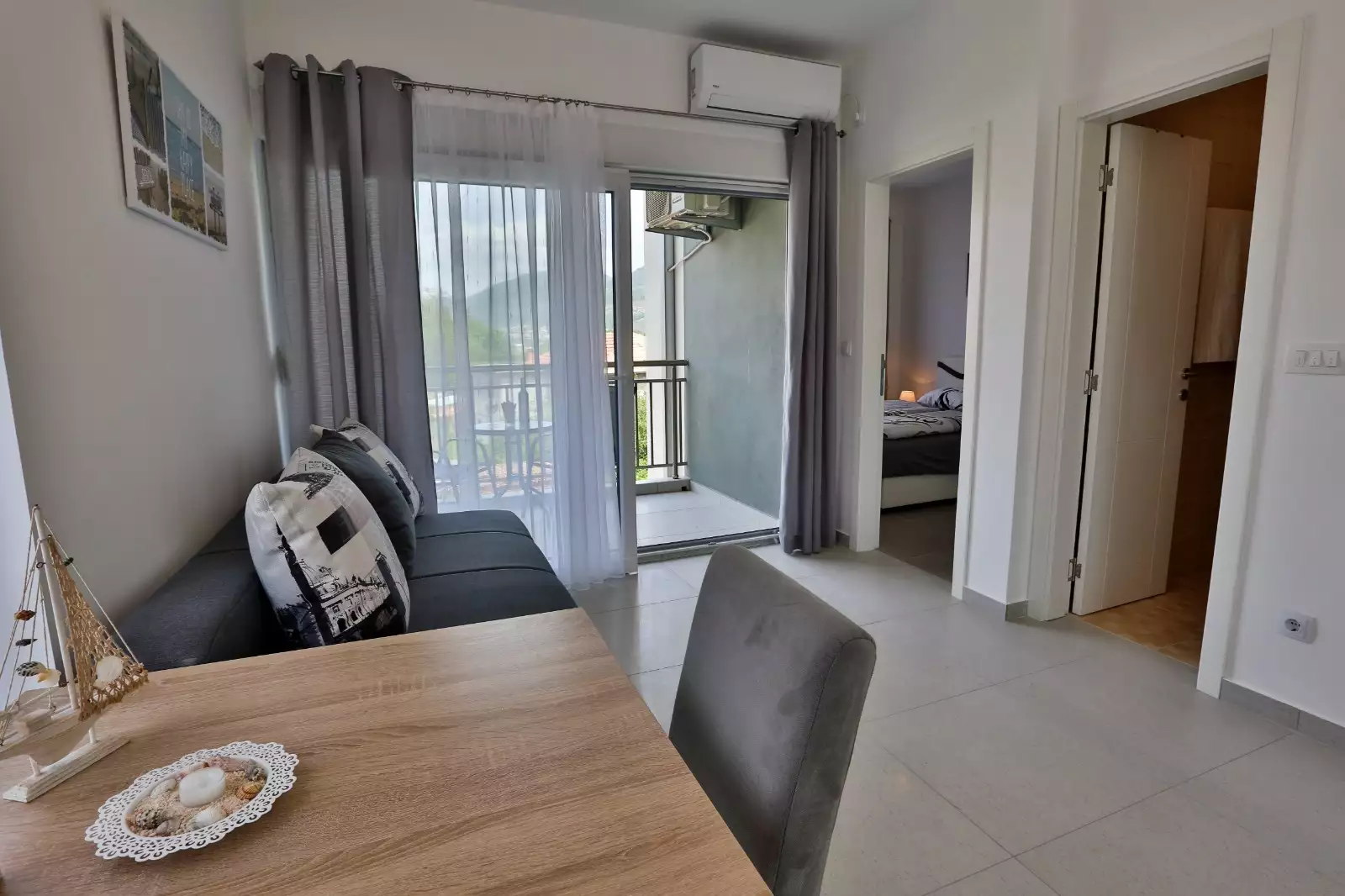 Hotels 350m² in Montenegro, Tivat. Priced at 1200000€ rent photo-33