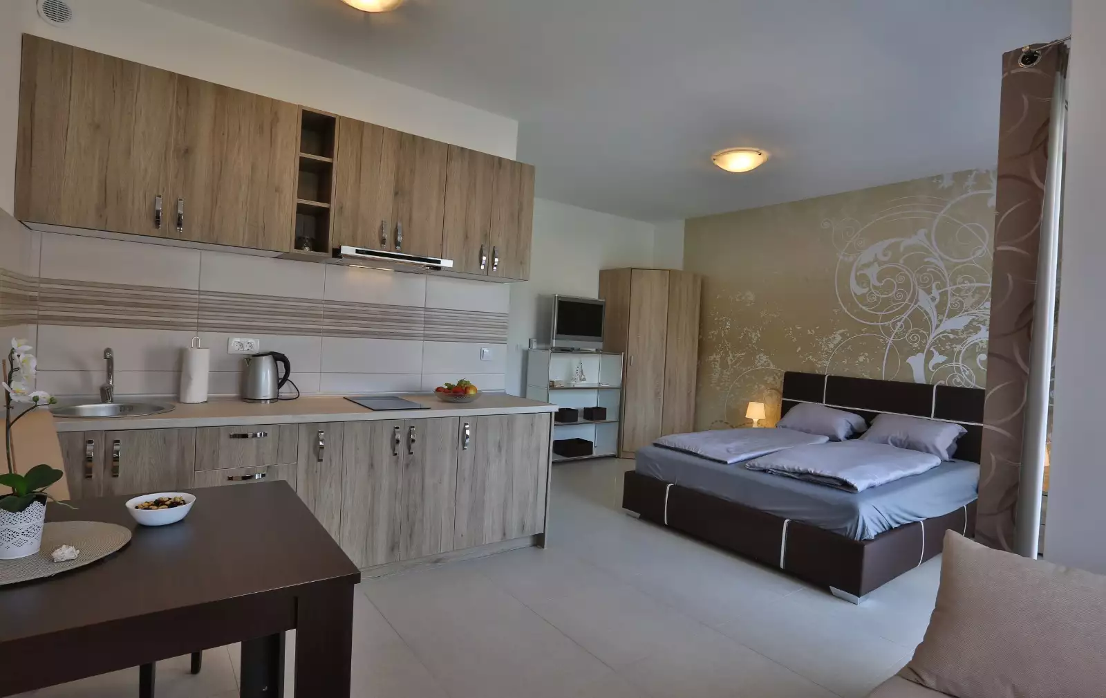 Hotels 350m² in Montenegro, Tivat. Priced at 1200000€ rent photo-48