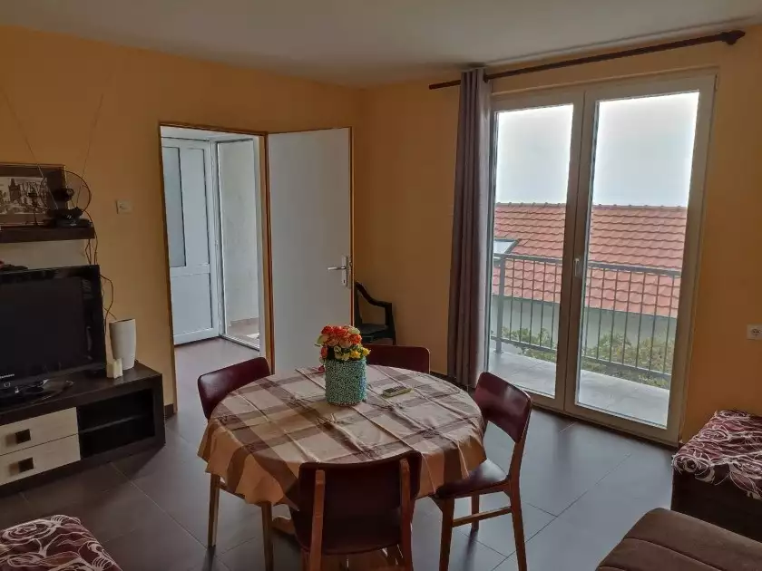 Townhouse 100m² in Montenegro, Sutomore. Priced at 85000€ rent photo-1