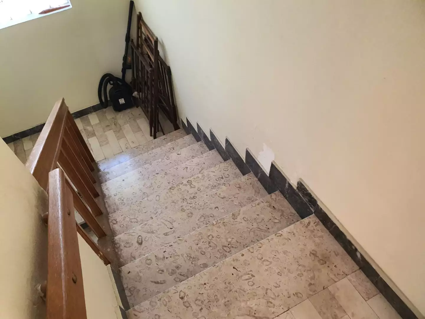 House 180m² in Montenegro, Igalo. Priced at 340000€ rent photo-15