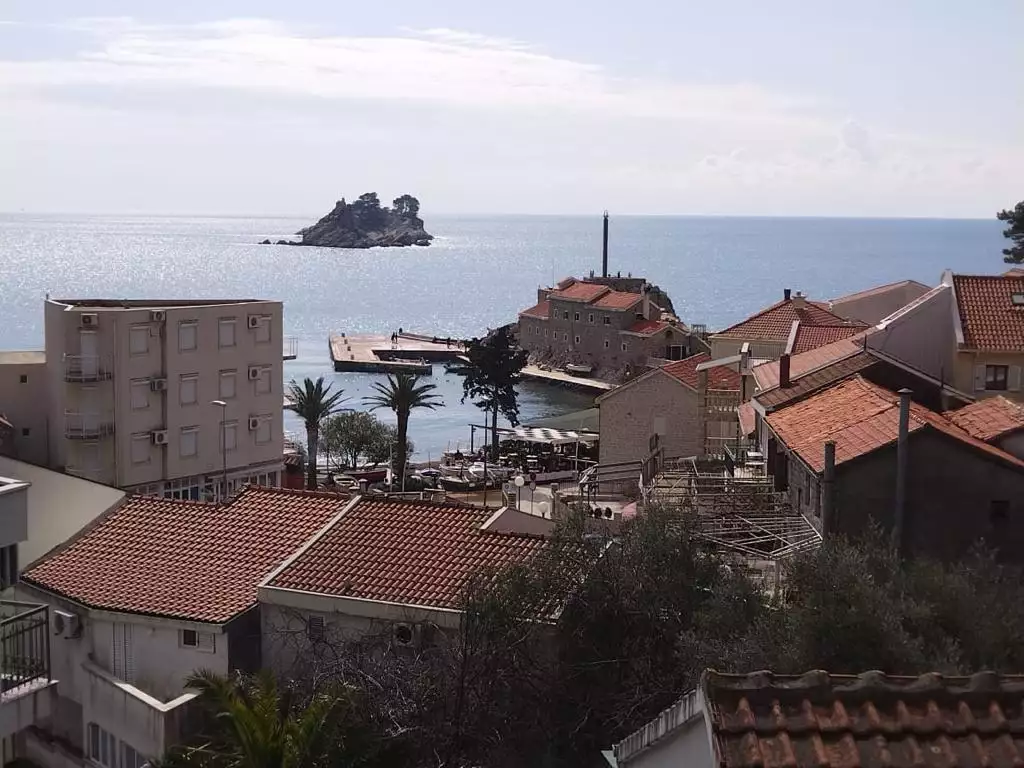 Flat 76m² in Montenegro, Petrovac. Priced at 250000€ rent photo-1