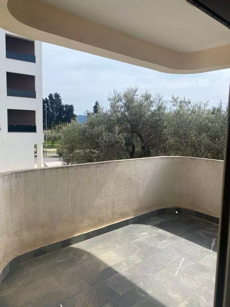 Flat 80m² in Montenegro, Bar. Priced at 160000€ rent photo-10