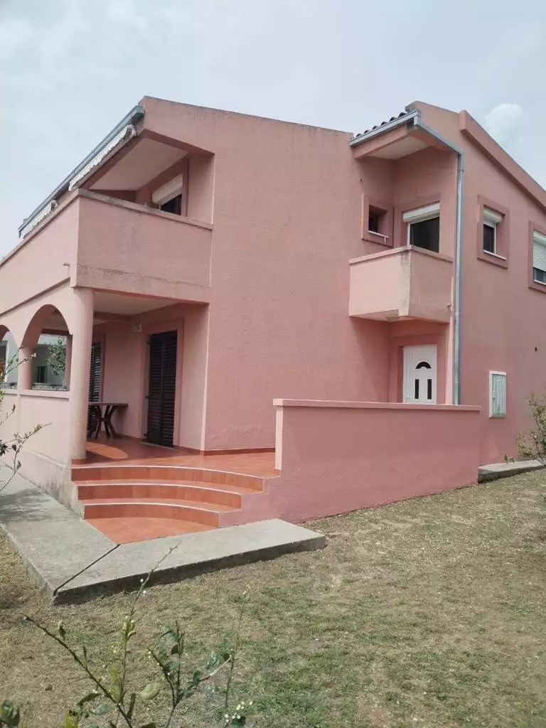 House 220m² in Montenegro, Bar. Priced at 250000€ rent photo-2