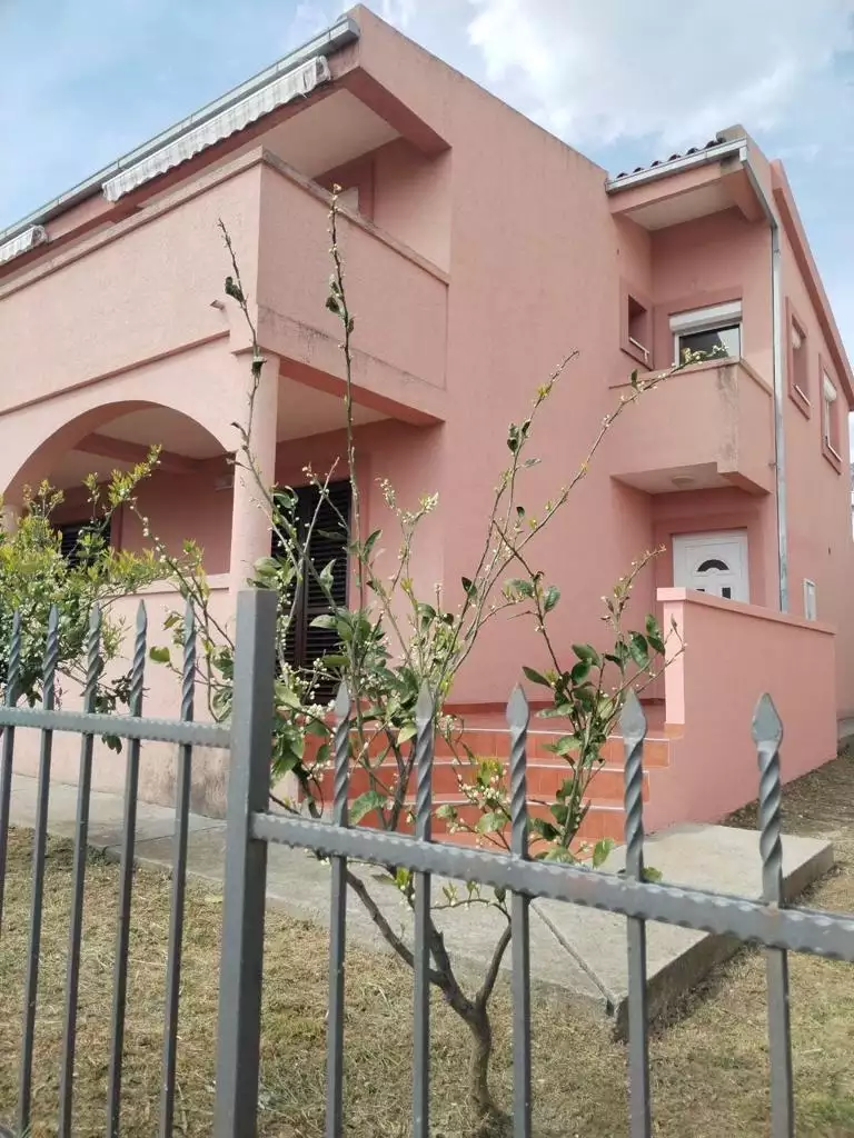 House 220m² in Montenegro, Bar. Priced at 250000€ rent photo-22