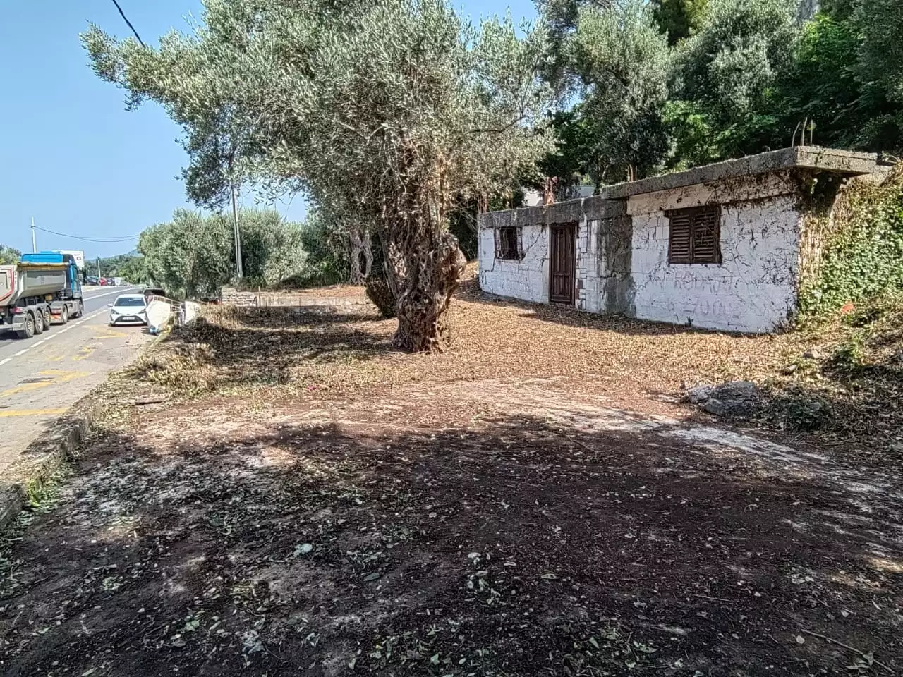 Land 153m² in Montenegro, Bar. Priced at 300000€ rent photo-3