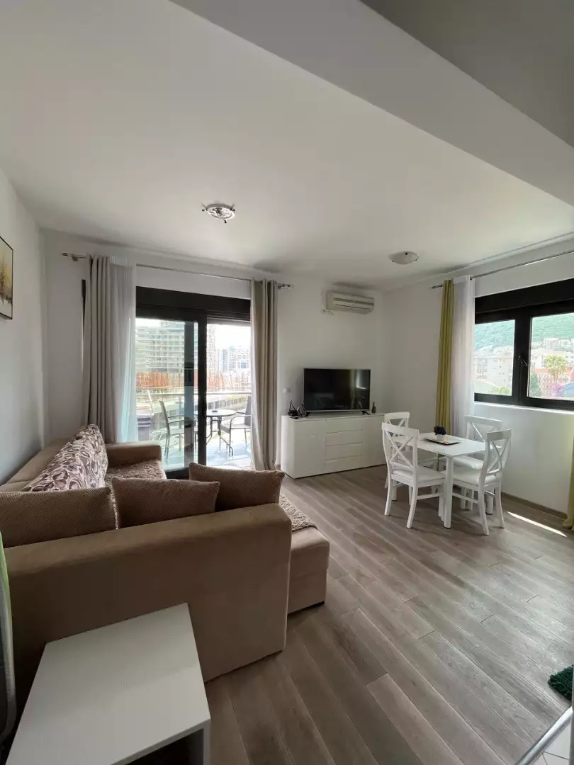 Flat 41m² in Montenegro, Budva. Priced at 195000€ rent photo-4