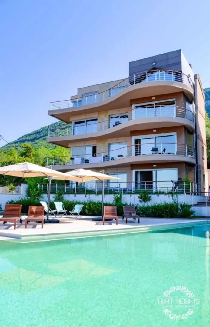 Flat 100m² in Montenegro, Tivat. Priced at 395000€ rent photo-17