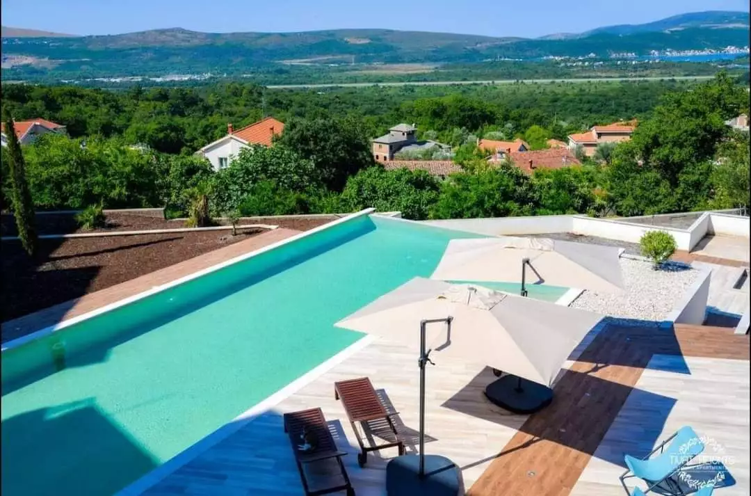 Flat 100m² in Montenegro, Tivat. Priced at 395000€ rent photo-35