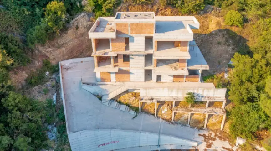 Villa 600m² in Montenegro, Herceg Novi. Priced at 630000€ rent photo-15