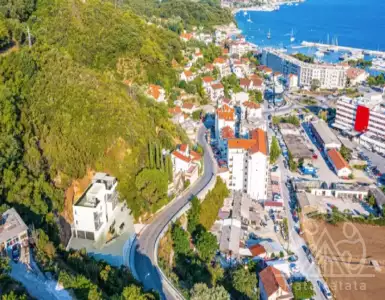 Buy in Montenegro for 630000€