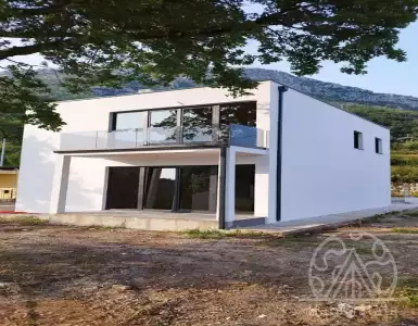 Buy in Montenegro for 235000€