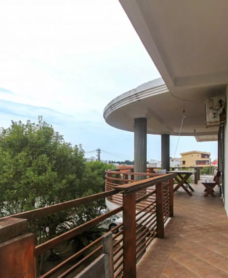 House 304m² in Montenegro, Bar. Priced at 450000€ rent photo-6