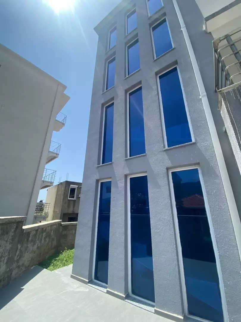 House 326m² in Montenegro, Bar. Priced at 550000€ rent photo-17