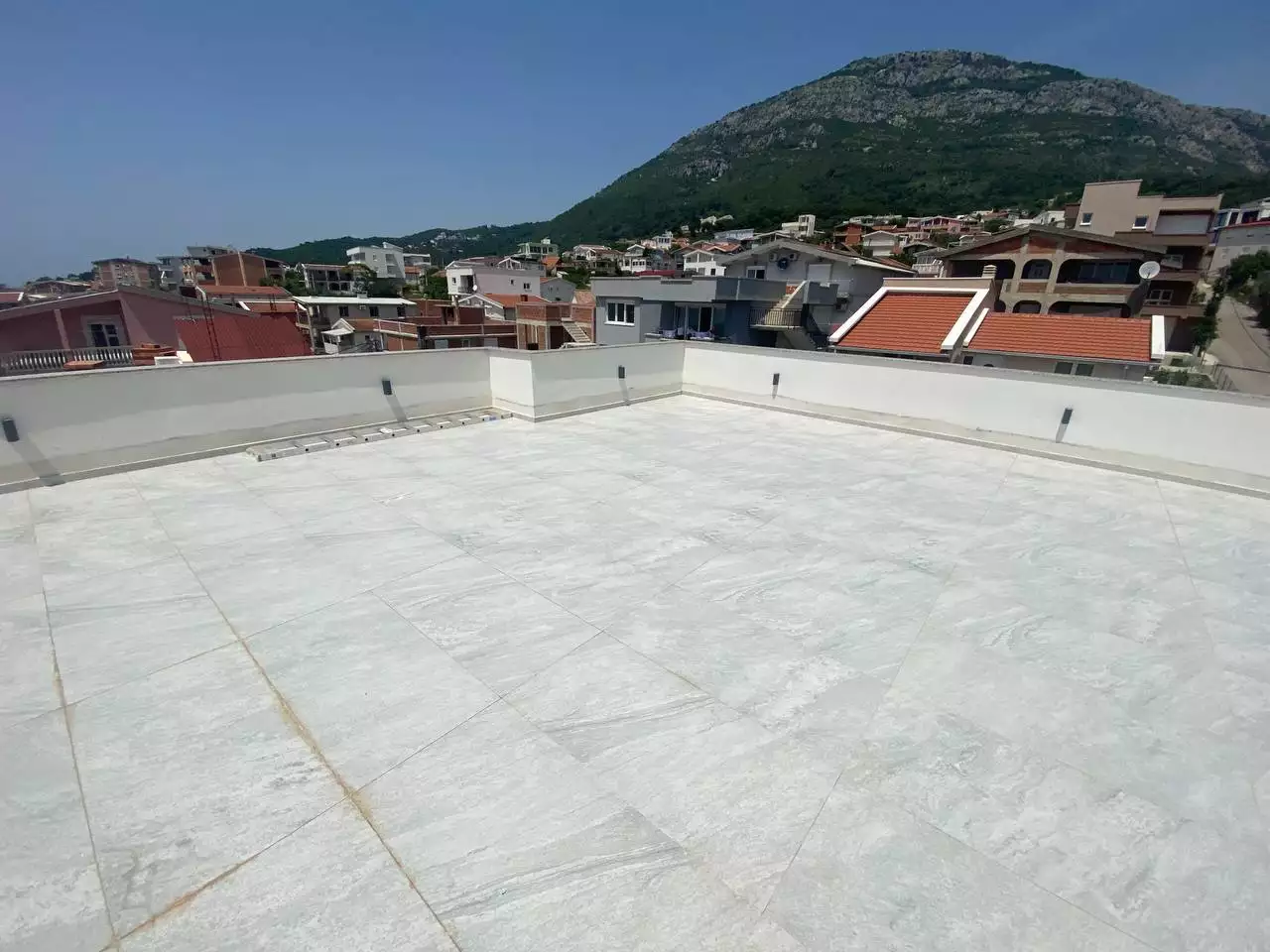 House 326m² in Montenegro, Bar. Priced at 550000€ rent photo-18