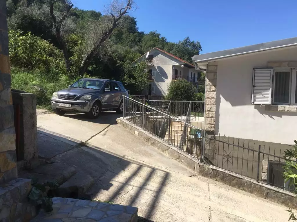 Flat 56m² in Montenegro, Stoliv. Priced at 130000€ rent photo-2