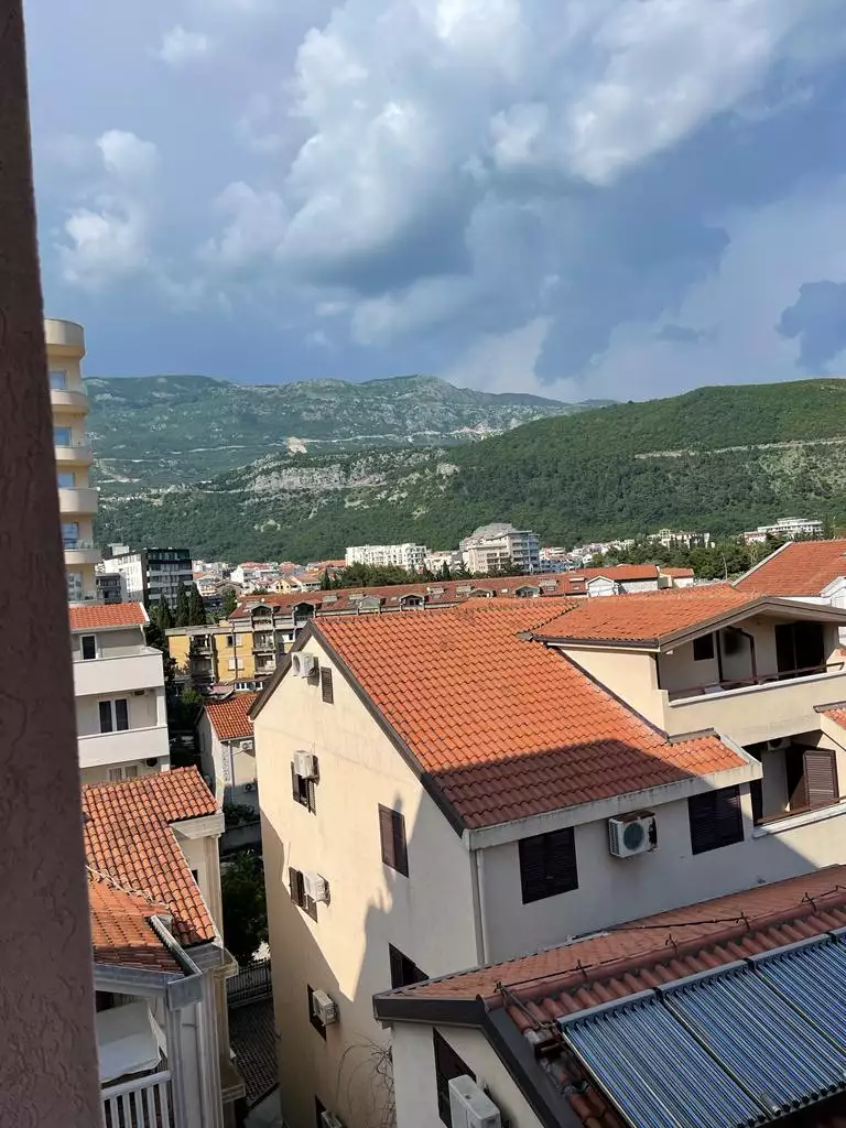 Flat 65m² in Montenegro, Budva. Priced at 275000€ rent photo-4