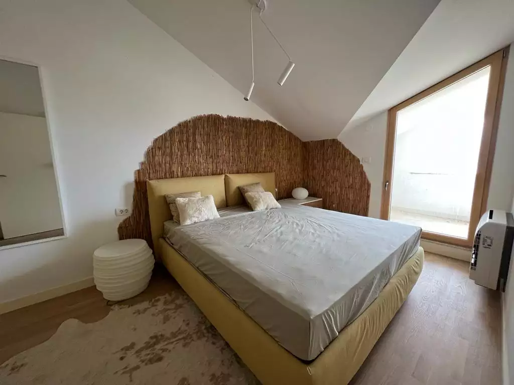 Flat 108m² in Montenegro, Dobrota. Priced at 397000€ rent photo-3
