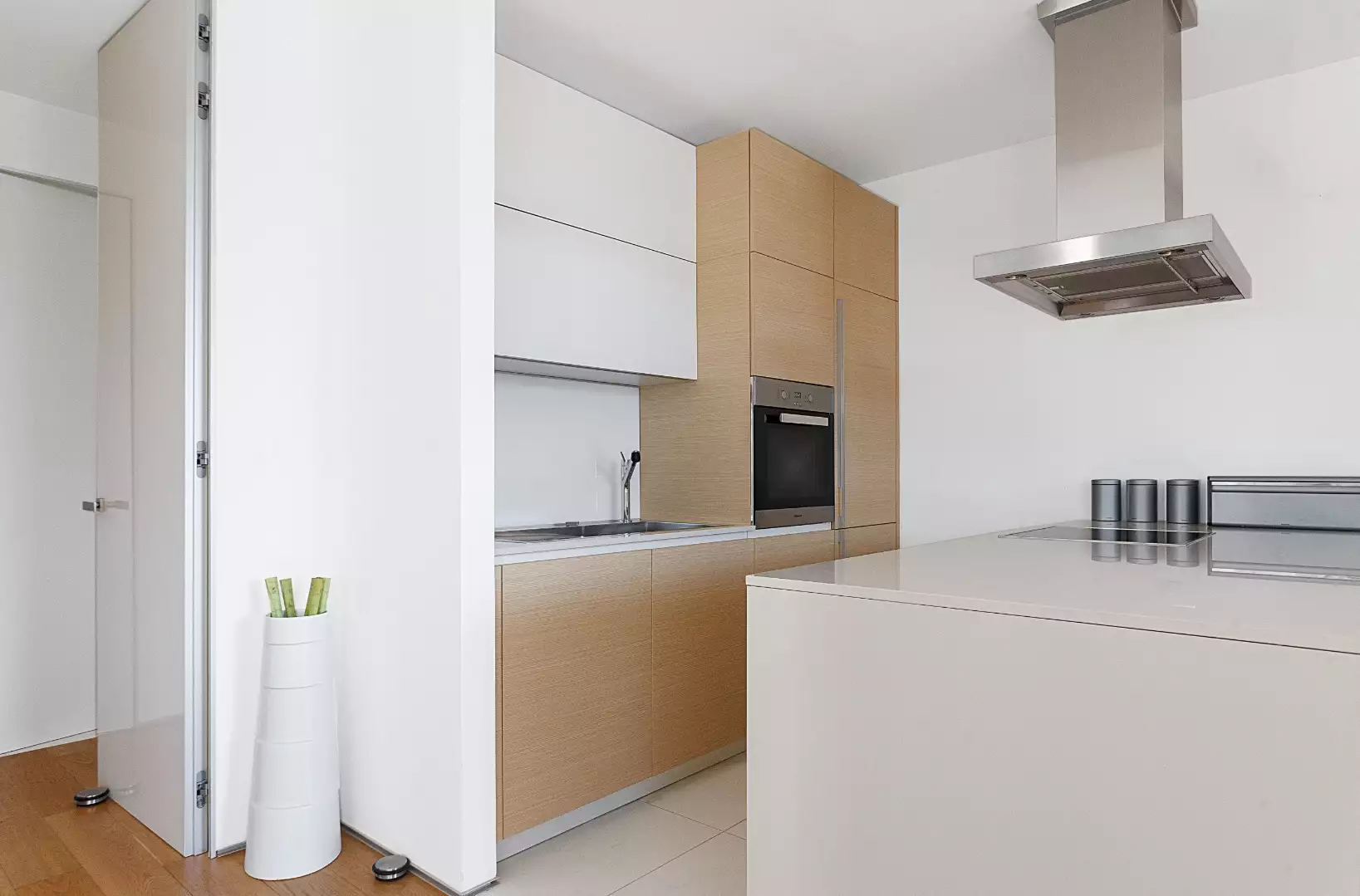 Cottage 107m² in Montenegro, Becici. Priced at 940000€ rent photo-16