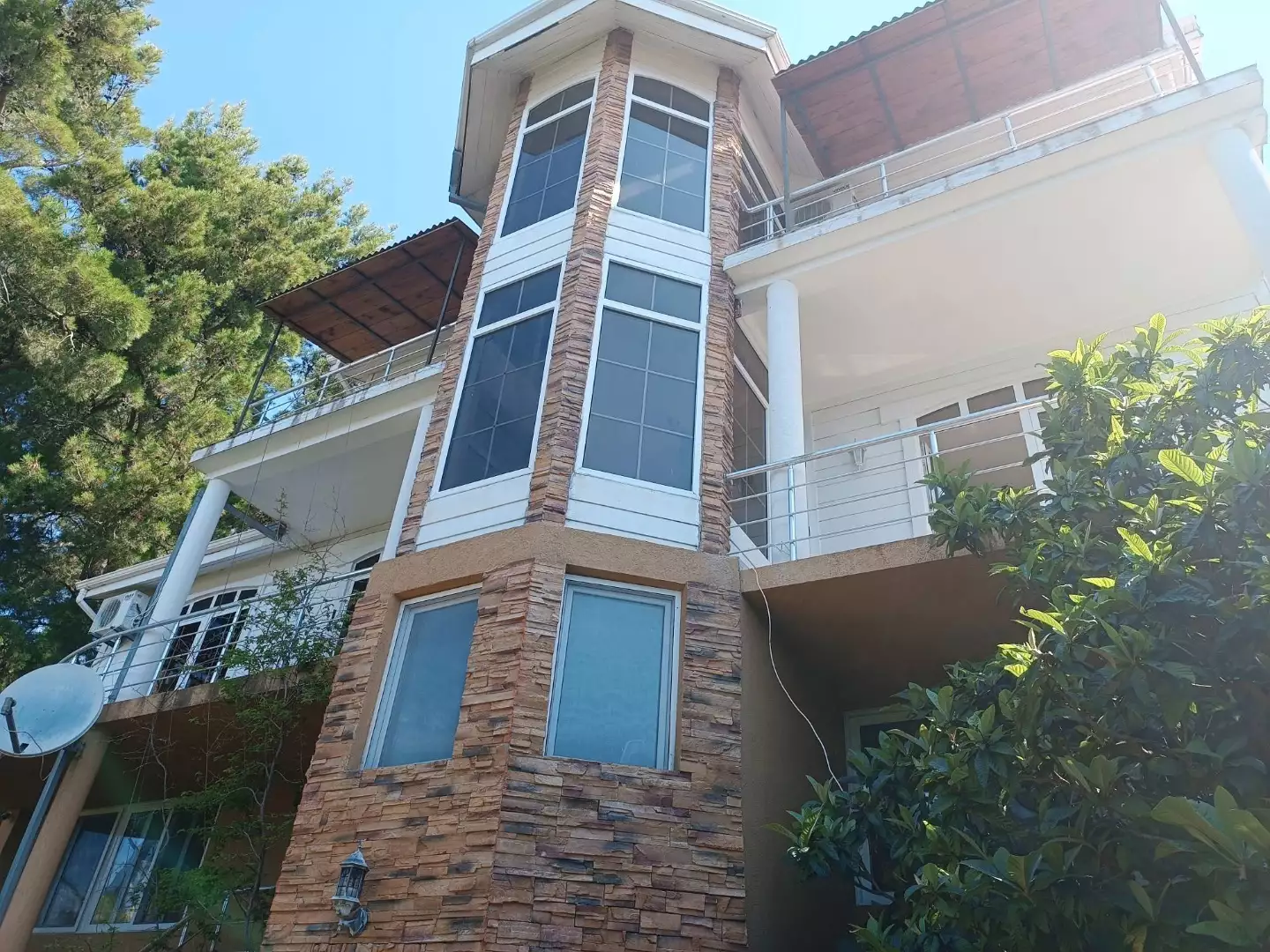 Villa 450m² in Montenegro, Bar. Priced at 330000€ rent photo-1