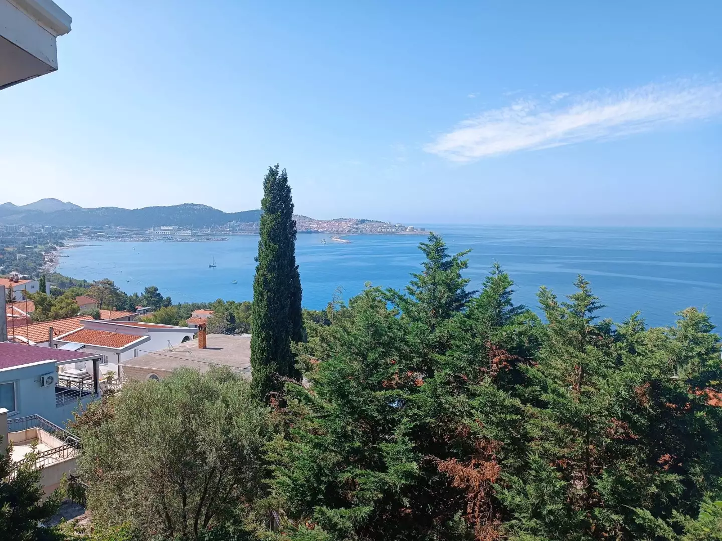 Villa 450m² in Montenegro, Bar. Priced at 330000€ rent photo-9