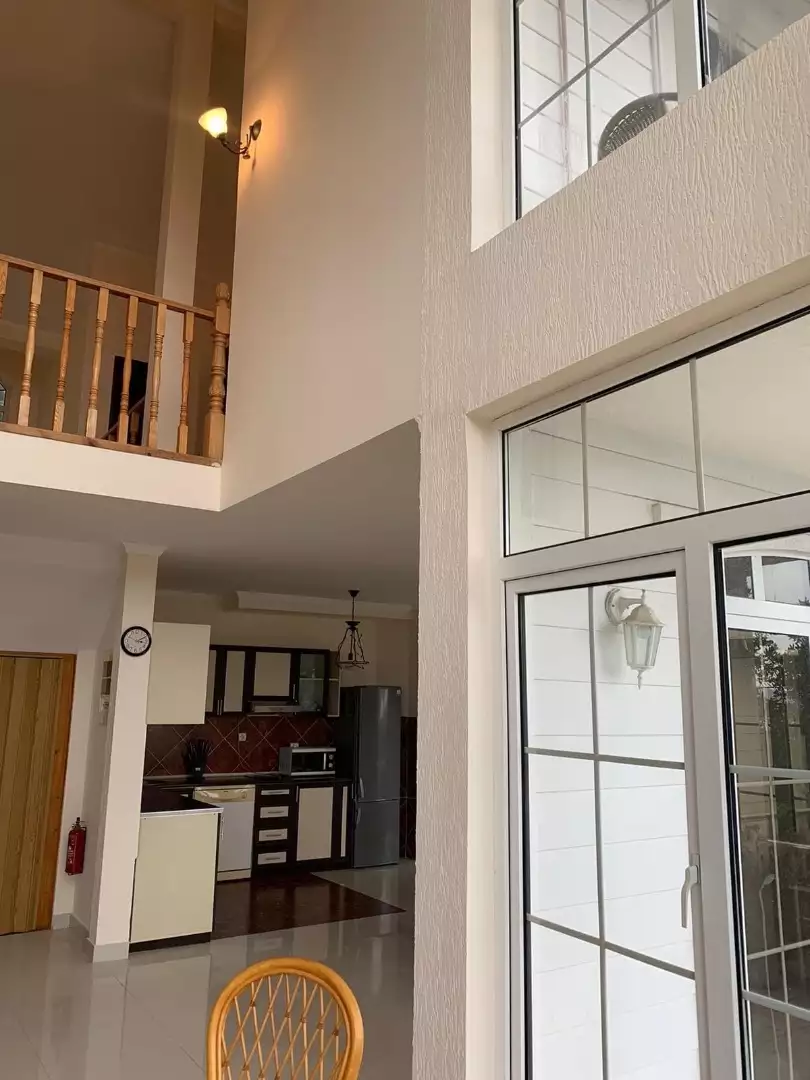 Villa 450m² in Montenegro, Bar. Priced at 330000€ rent photo-15