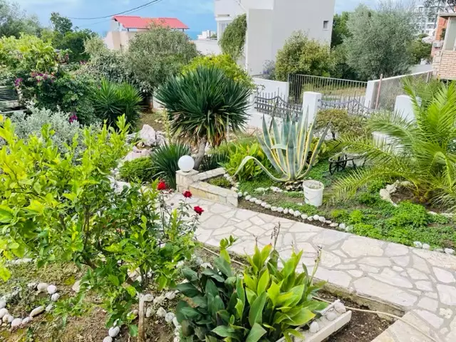 Villa 202m² in Montenegro, Utjeha. Priced at 280000€ rent photo-12