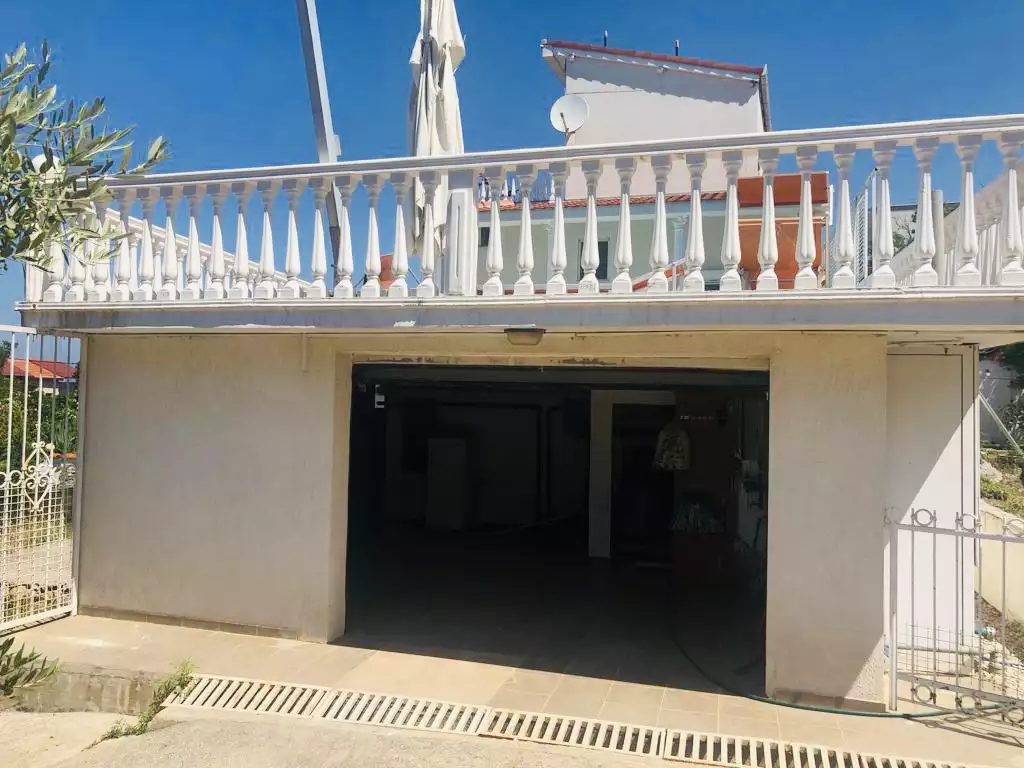 Villa 202m² in Montenegro, Utjeha. Priced at 280000€ rent photo-39