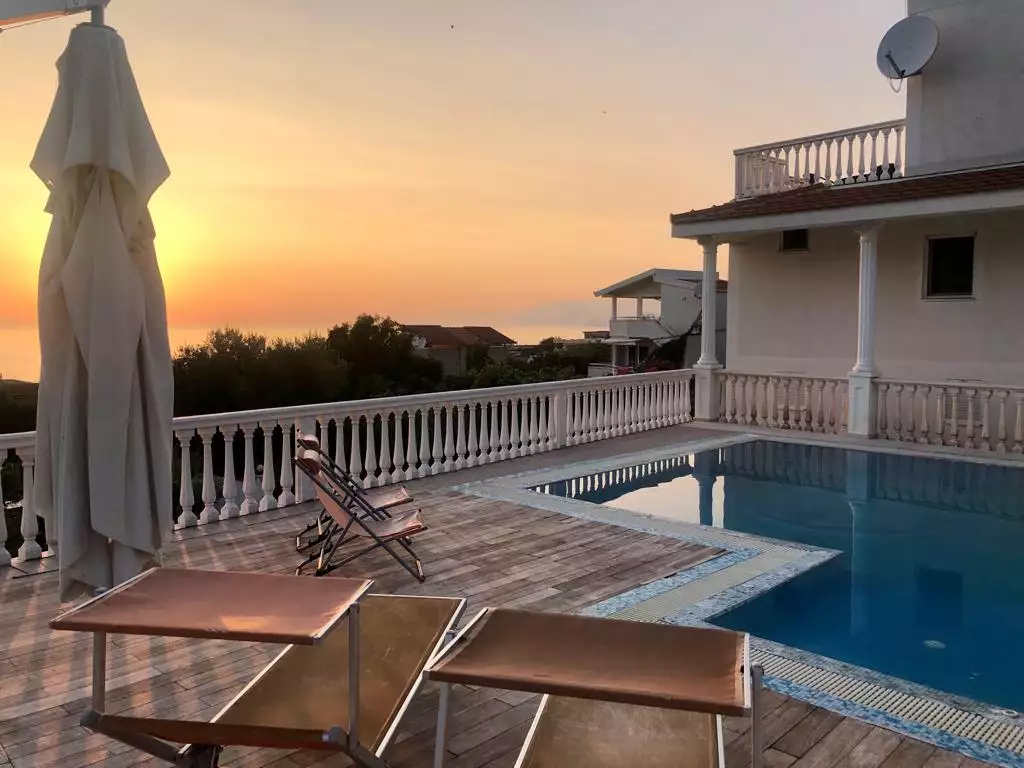 Villa 202m² in Montenegro, Utjeha. Priced at 280000€ rent photo-42