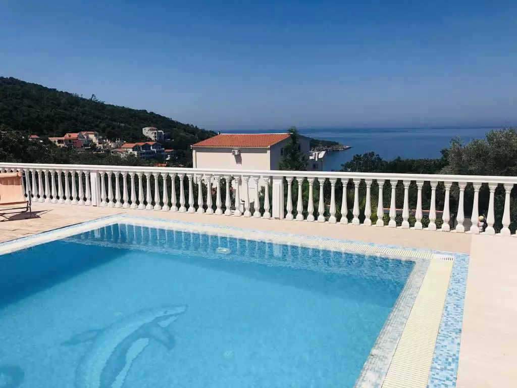 Villa 202m² in Montenegro, Utjeha. Priced at 280000€ rent photo-43
