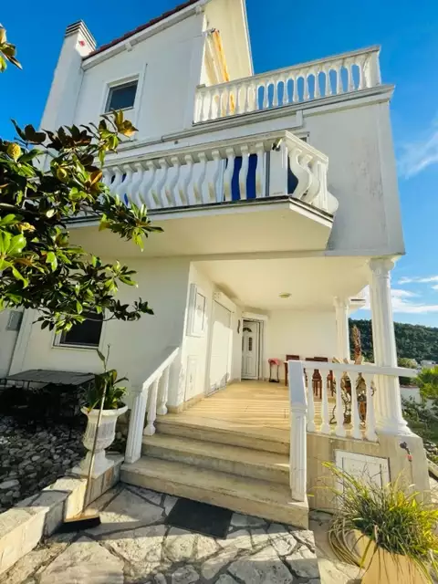 Villa 202m² in Montenegro, Utjeha. Priced at 280000€ rent photo-49
