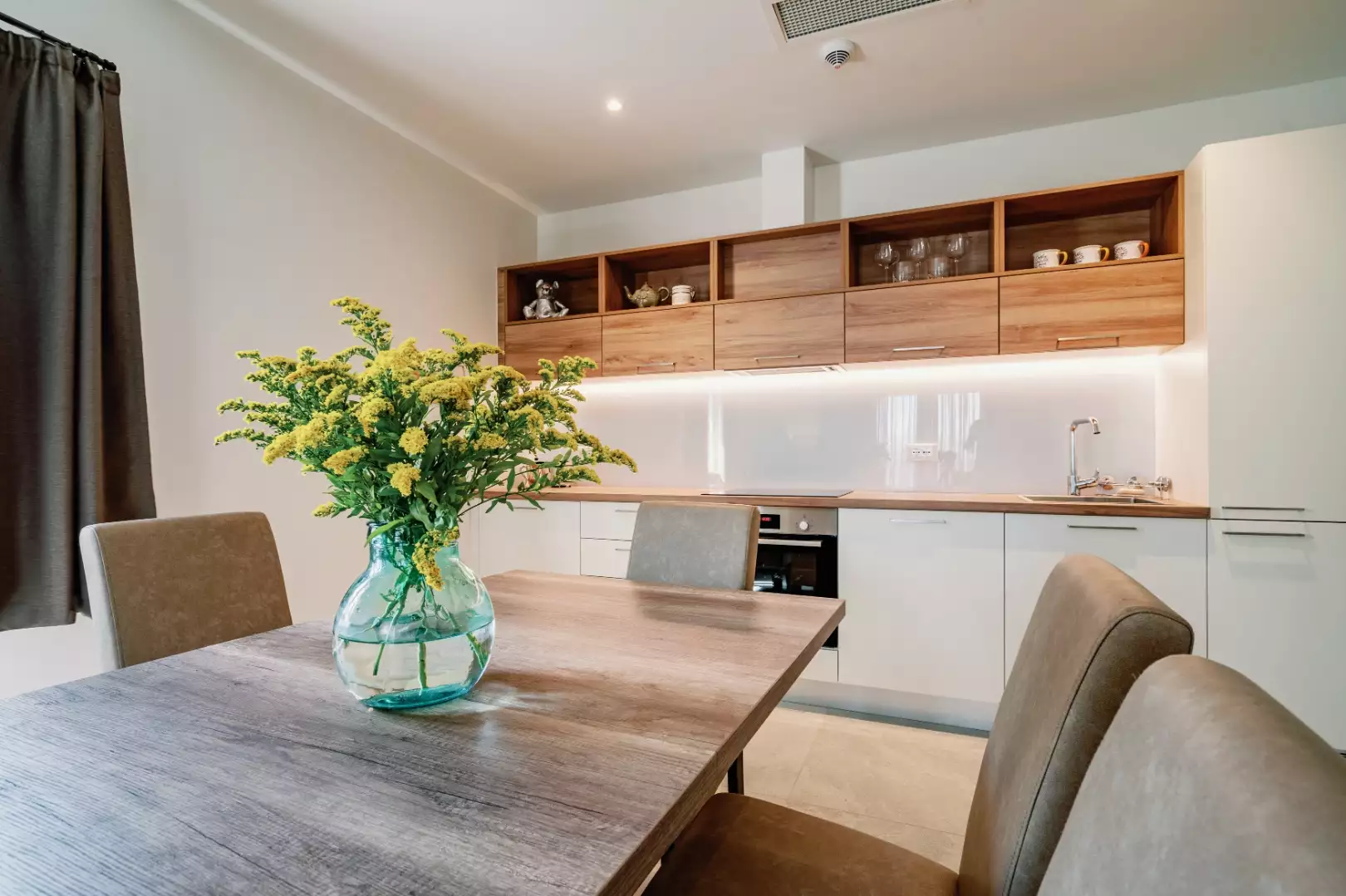 Flat 85m² in Montenegro, Radovici. Priced at 450000€ rent photo-2