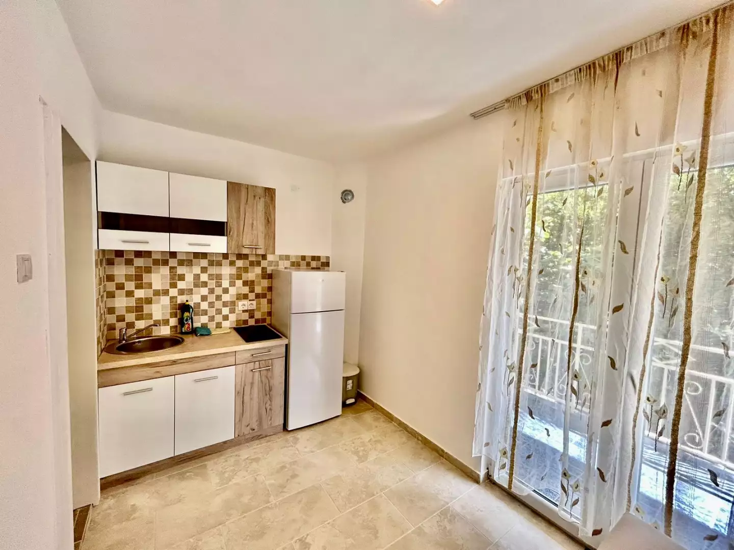 Hotels 160m² in Montenegro, Bar. Priced at 380000€ rent photo-7