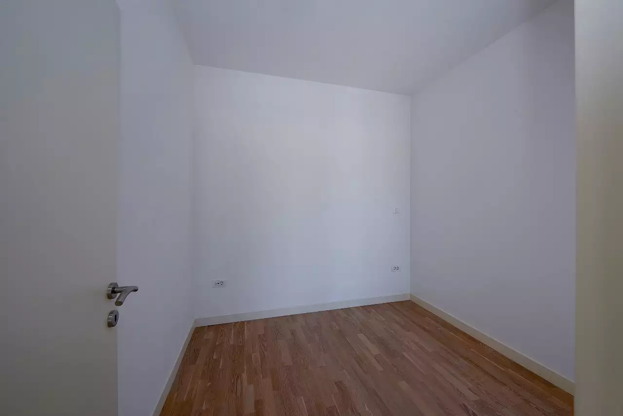 Flat 60m² in Montenegro, Dobrota. Priced at 157000€ rent photo-5