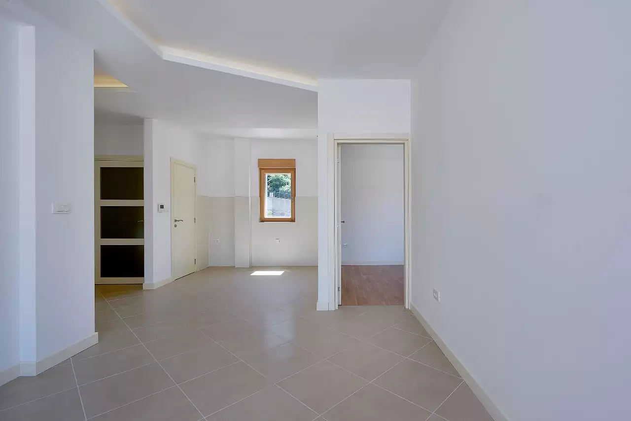 Flat 60m² in Montenegro, Dobrota. Priced at 157000€ rent photo-22