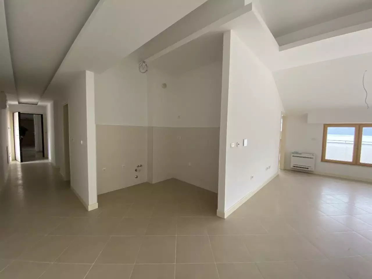 Flat 120m² in Montenegro, Dobrota. Priced at 274000€ rent photo-5