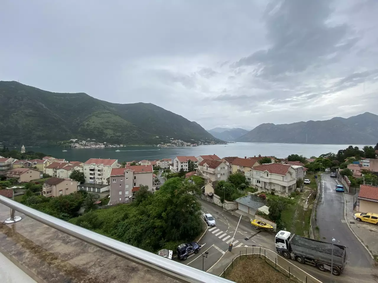 Flat 120m² in Montenegro, Dobrota. Priced at 274000€ rent photo-11
