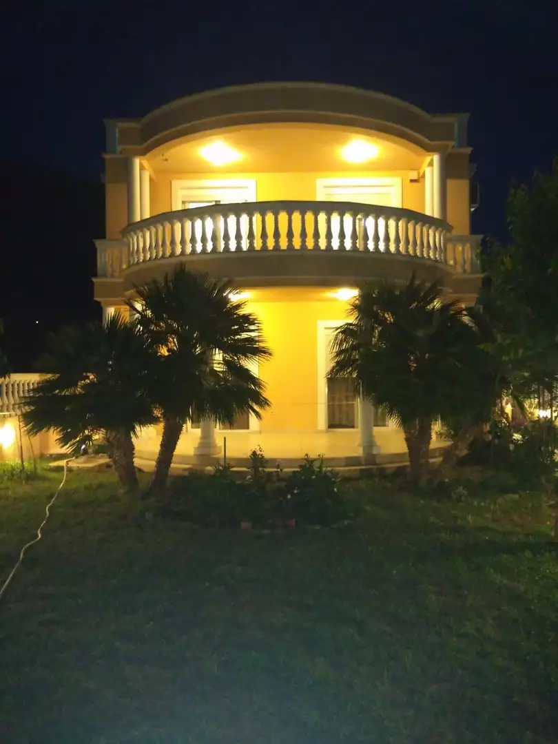 Villa 194m² in Montenegro, Sutomore. Priced at 399000€ rent photo-6