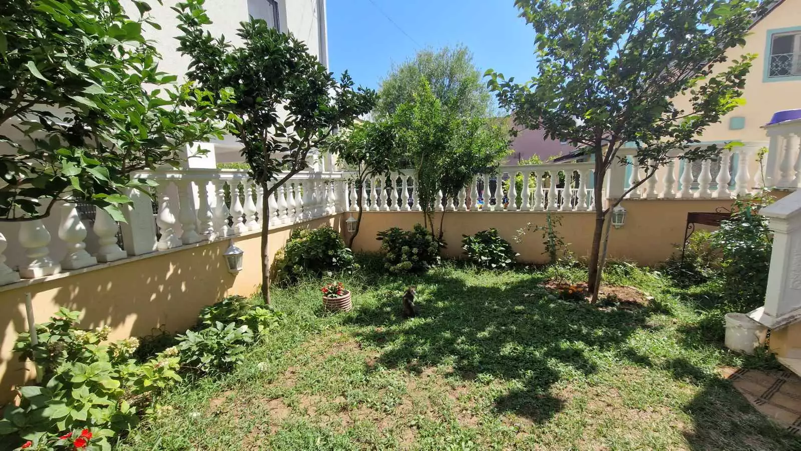 Villa 194m² in Montenegro, Sutomore. Priced at 399000€ rent photo-11