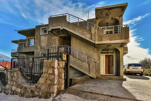 House 420m² in Montenegro, Bar. Priced at 360000€ rent photo-17