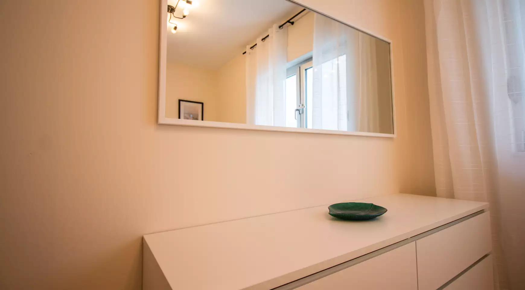 Flat 75m² in Montenegro, Dobrota. Priced at 250000€ rent photo-6