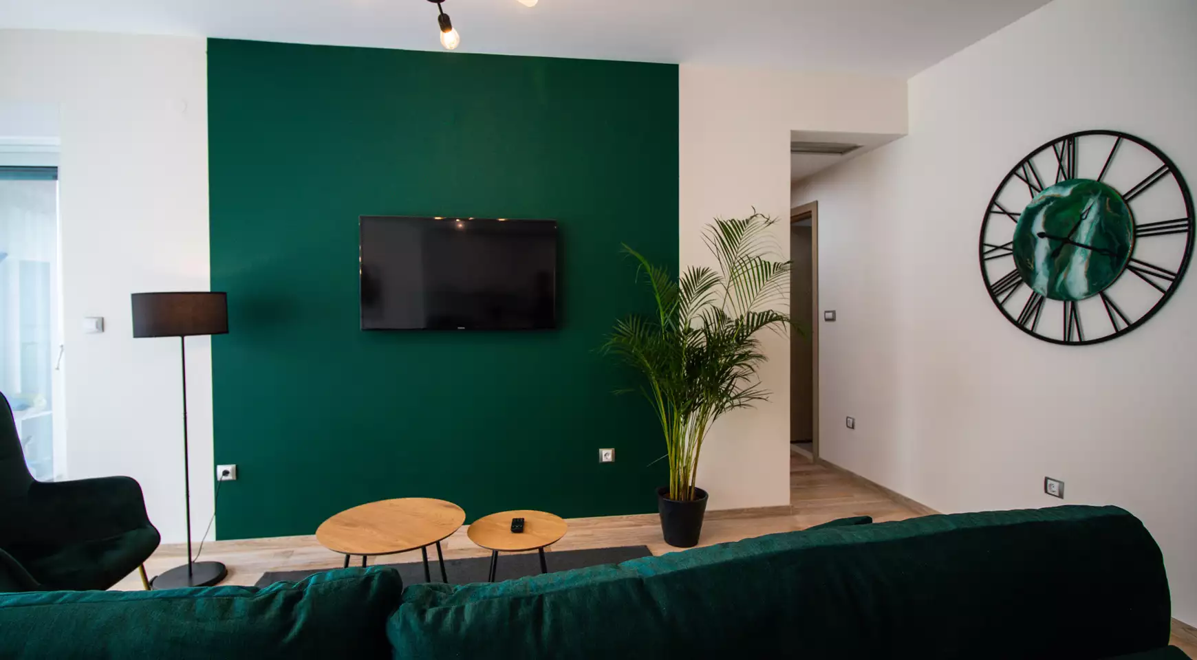 Flat 75m² in Montenegro, Dobrota. Priced at 250000€ rent photo-13