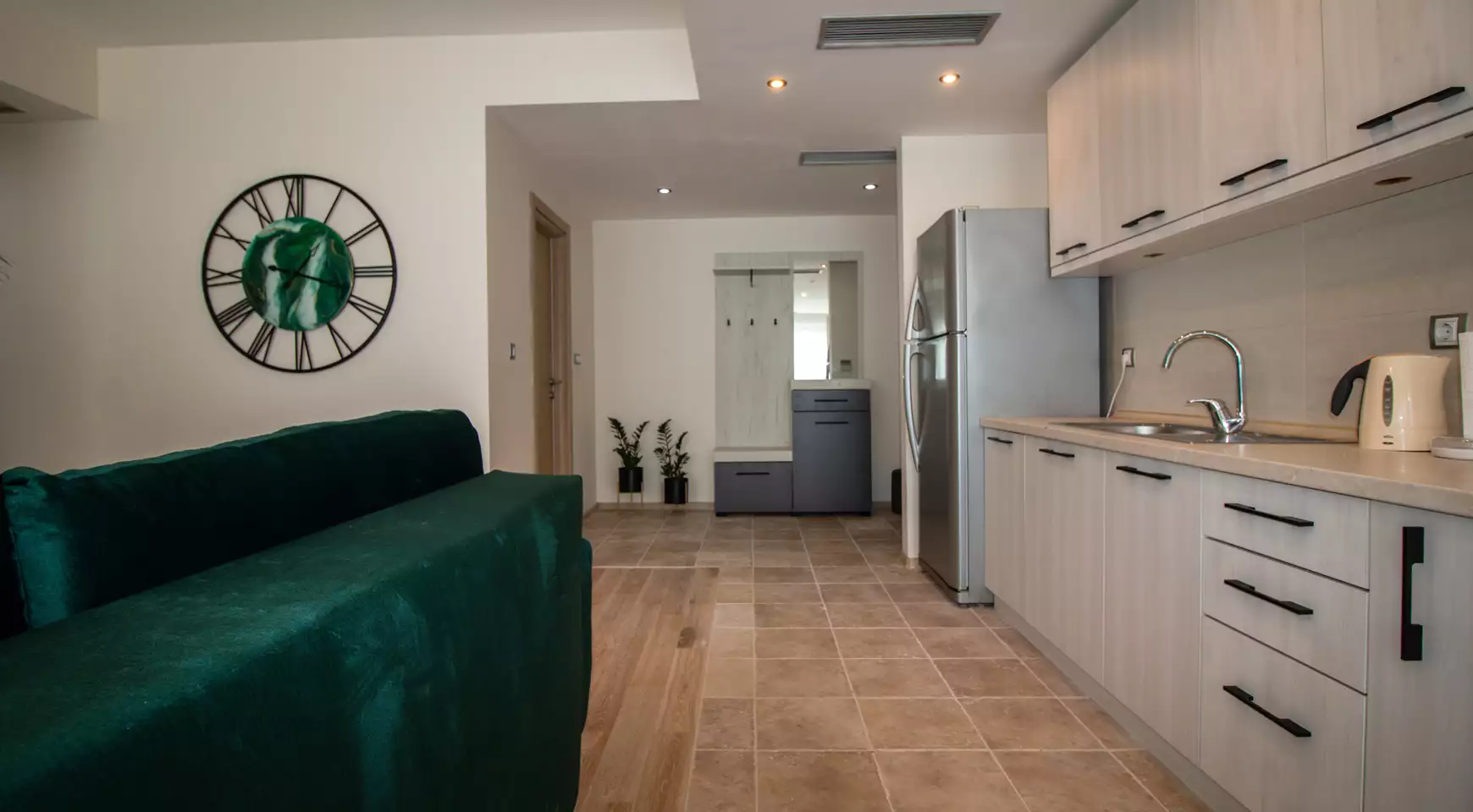 Flat 75m² in Montenegro, Dobrota. Priced at 250000€ rent photo-14
