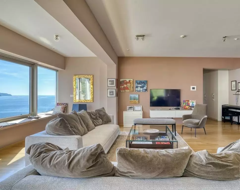 Flat 167m² in Montenegro, Budva. Priced at 1100000€ rent photo-4