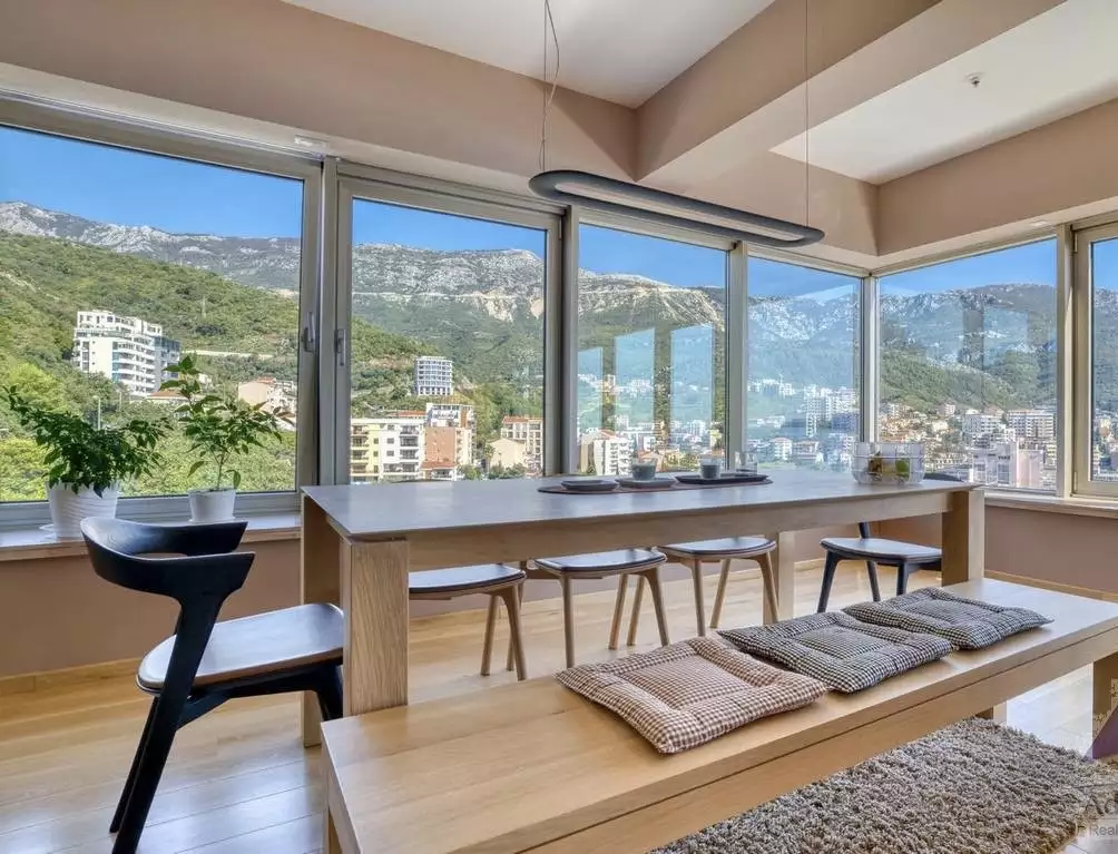 Flat 167m² in Montenegro, Budva. Priced at 1100000€ rent photo-9