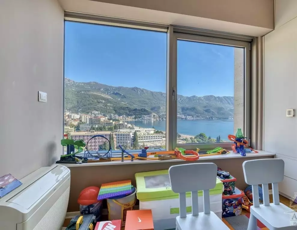 Flat 167m² in Montenegro, Budva. Priced at 1100000€ rent photo-15