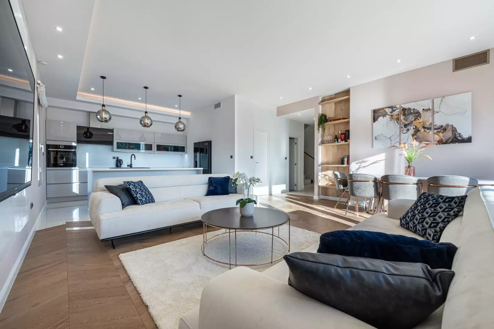 Villa 290m² in Montenegro, Krimovica. Priced at 649000€ rent photo-9