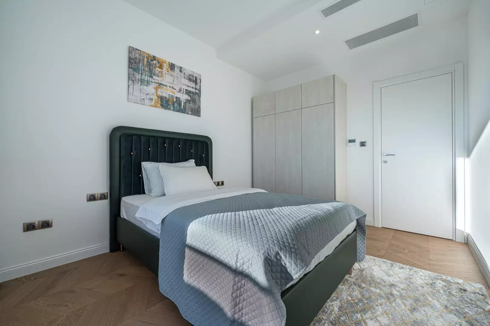 Villa 290m² in Montenegro, Krimovica. Priced at 649000€ rent photo-19