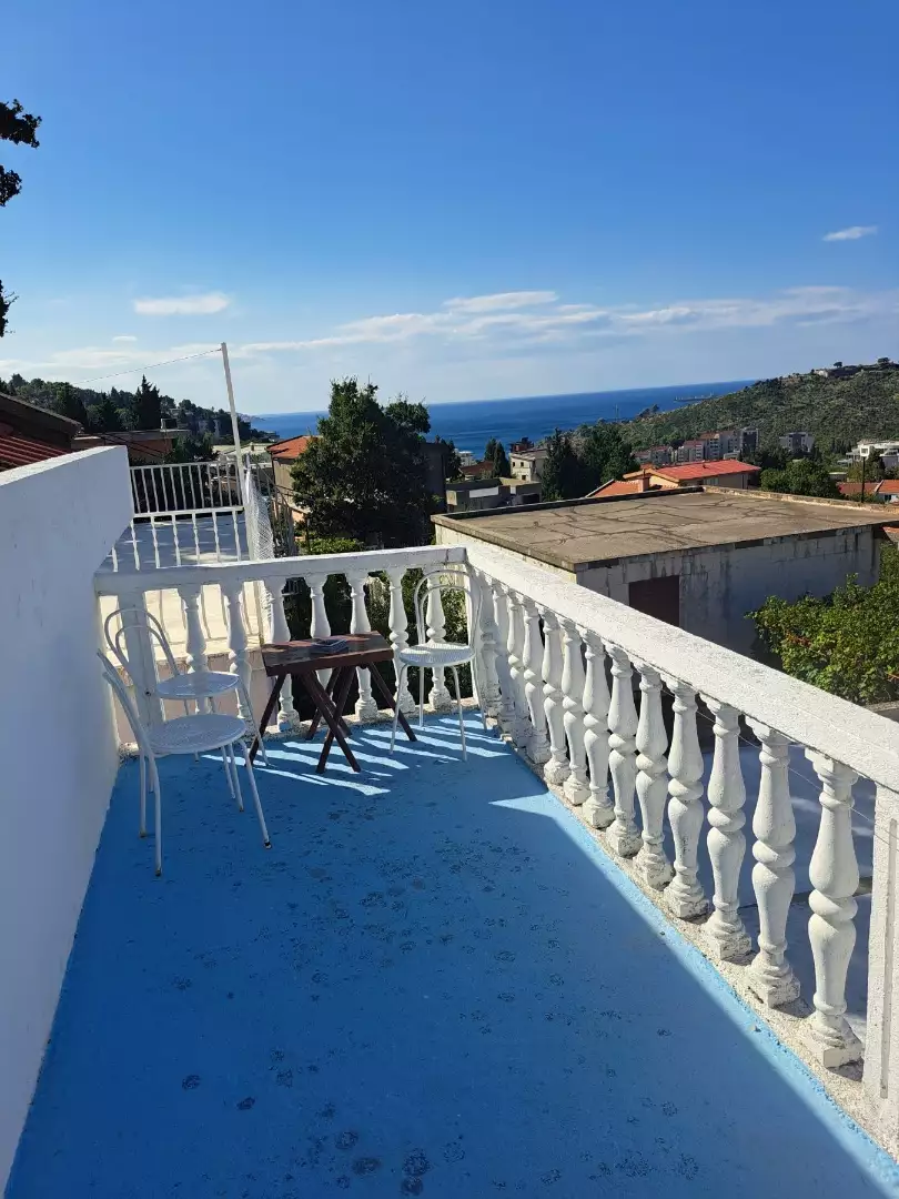House 200m² in Montenegro, Sutomore. Priced at 200000€ rent photo-3